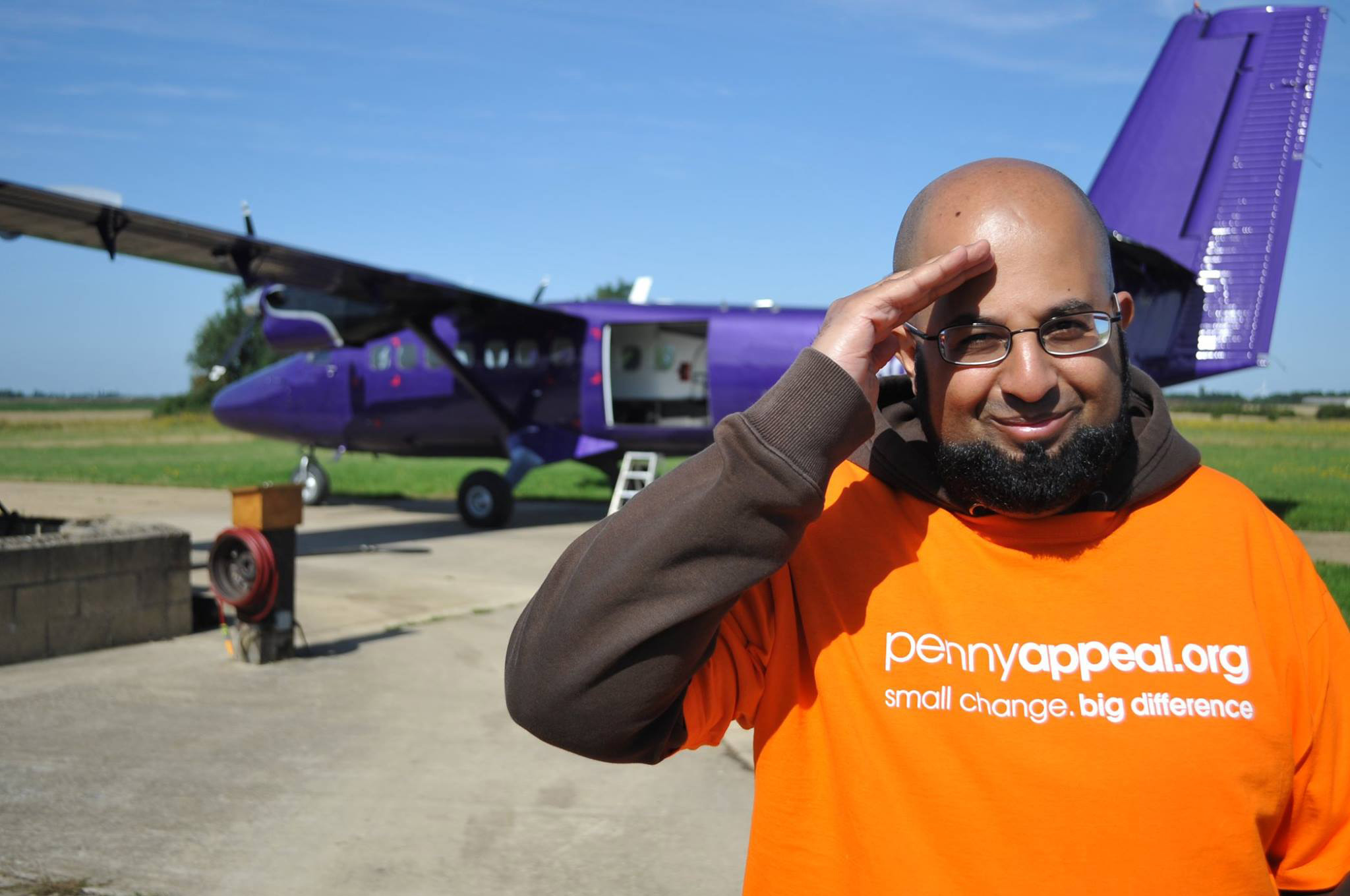 #TeamOrange skydivers
